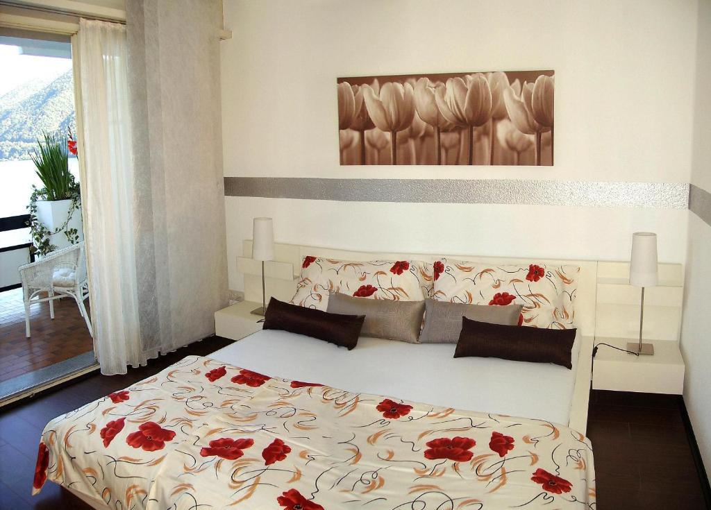 Hotel Garni Battello Melide Room photo